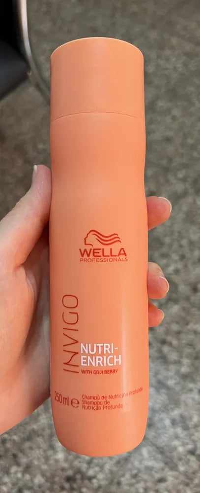 Wella Professionals Invigo Nutri-Enrich Deep Nourishing Shampoo 250ml